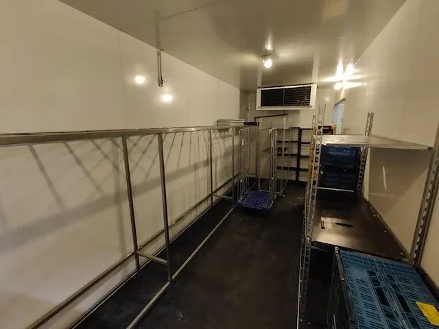 Inhoud stockageruimte - afbeelding 1 van  14