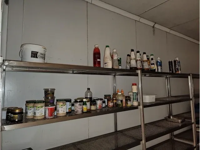 Inhoud stockageruimte - afbeelding 3 van  6