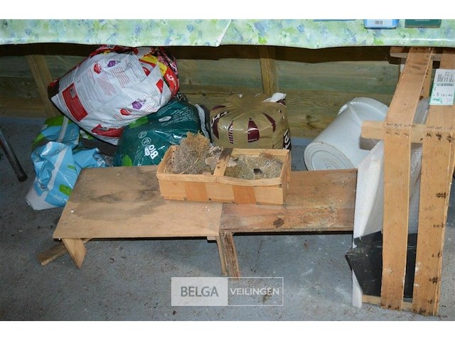 Inhoud tafel alles voor de tuin - afbeelding 3 van  10