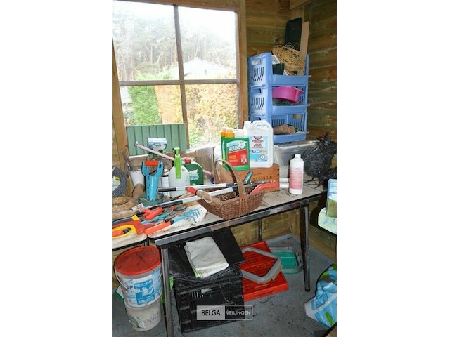 Inhoud tafel alles voor de tuin - afbeelding 1 van  7
