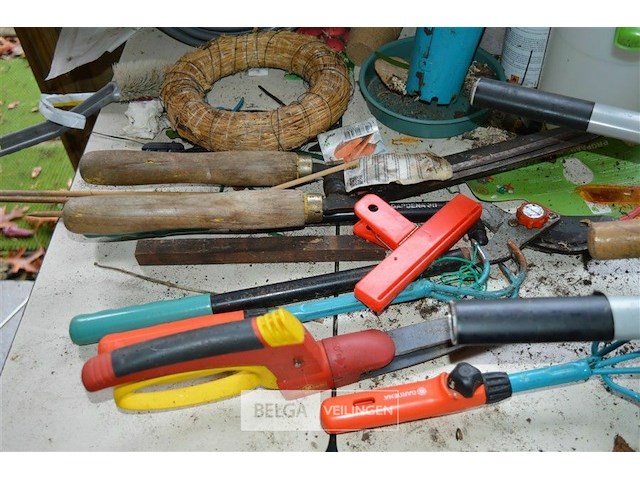 Inhoud tafel alles voor de tuin - afbeelding 4 van  7
