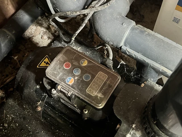 Inhoud technische ruimte zwembad - afbeelding 9 van  13