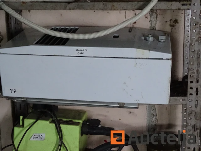 Inhoud van 3 planken (zie detail) - afbeelding 11 van  15
