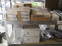 Inhoud van 4 meter stelling wo. sanitair toebehoren geberit (staande op 1e verdieping) - afbeelding 2 van  5