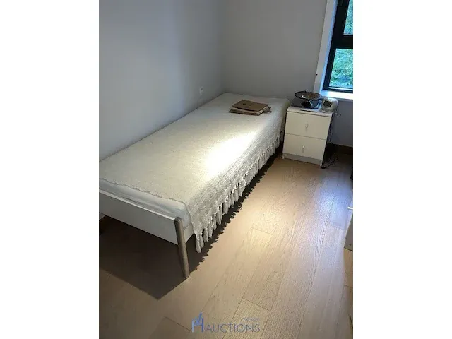 Inhoud van de kamer - afbeelding 1 van  8