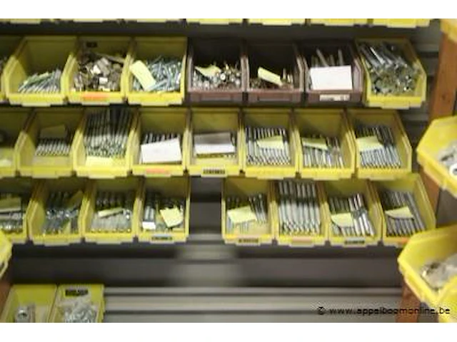 Inhoud van de kast wo. bevestigingsmateriaal - afbeelding 3 van  3