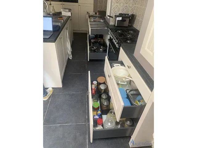 Inhoud van de keuken - afbeelding 2 van  11