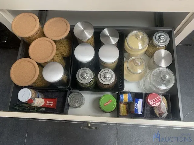 Inhoud van de keuken - afbeelding 3 van  11