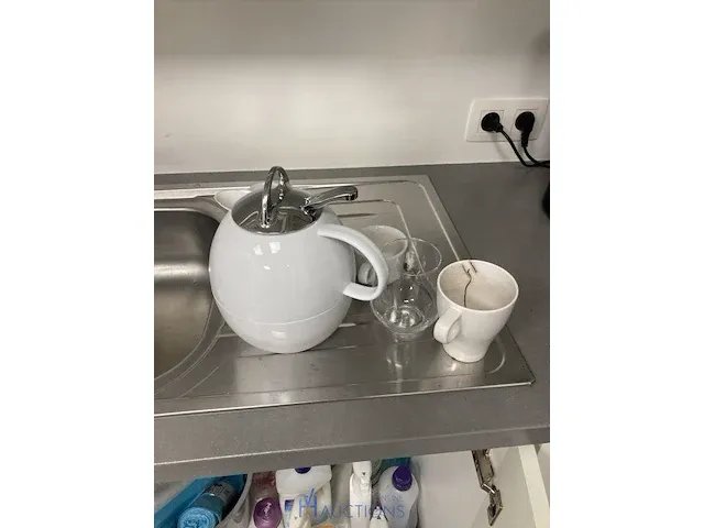 Inhoud van de keuken - afbeelding 7 van  9
