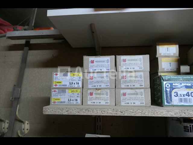 Inhoud van de planken - afbeelding 4 van  15