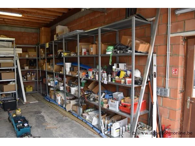 Inhoud van de stelling wo. bevestigingsmateriaal, siliconen, enz. - afbeelding 1 van  6