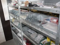 Inhoud van de stelling wo. diverse elektriciteits toebehoren - afbeelding 3 van  6