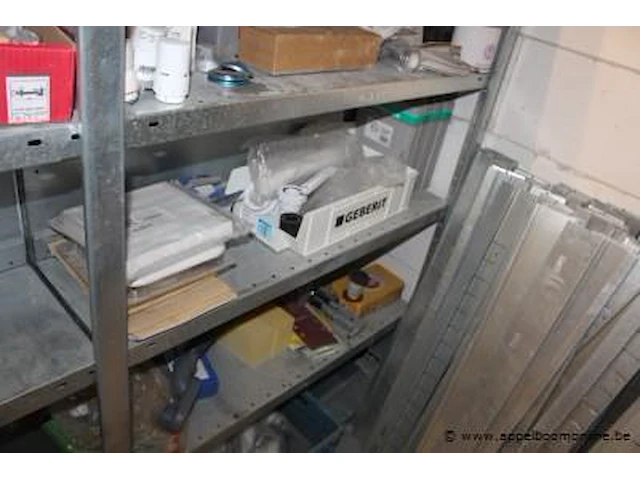 Inhoud van de stelling wo. diverse sanitair benodigdheden wo. geberit - afbeelding 4 van  5