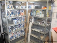 Inhoud van de stelling wo. diverse zakken voegsel - afbeelding 1 van  3