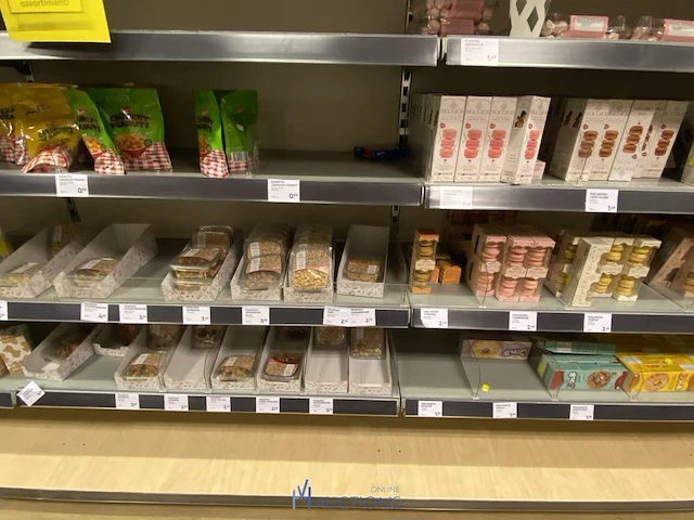 Inhoud van de winkelrekken - afbeelding 9 van  23
