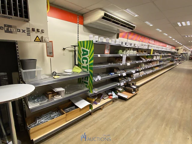 Inhoud van de winkelrekken - afbeelding 1 van  23