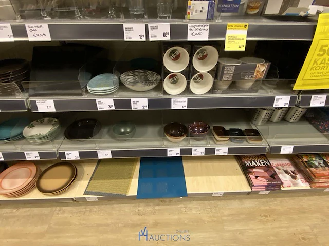 Inhoud van de winkelrekken - afbeelding 13 van  26