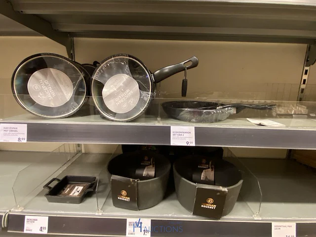 Inhoud van de winkelrekken - afbeelding 19 van  26