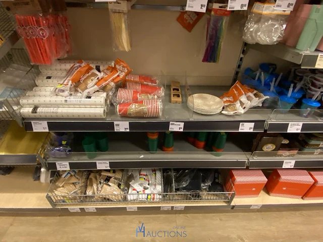 Inhoud van de winkelrekken - afbeelding 24 van  26