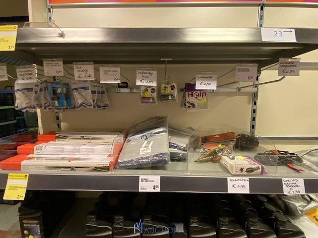 Inhoud van de winkelrekken - afbeelding 16 van  23