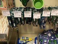 Inhoud van de winkelrekken - afbeelding 4 van  48