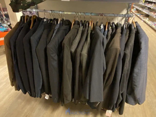 Inhoud van de winkelrekken - afbeelding 19 van  48
