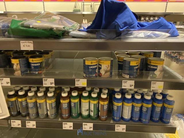 Inhoud van de winkelrekken - afbeelding 41 van  48