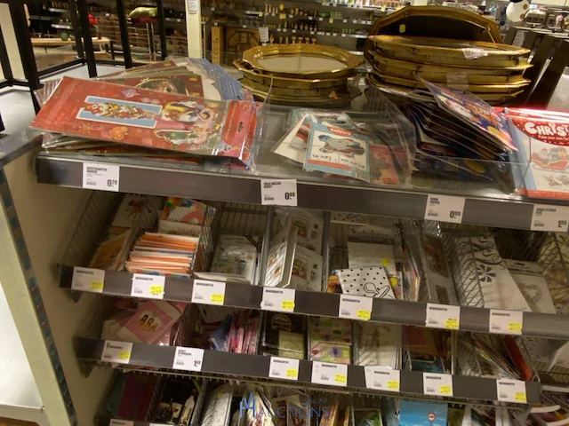 Inhoud van de winkelrekken - afbeelding 18 van  46