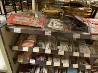 Inhoud van de winkelrekken - afbeelding 18 van  46