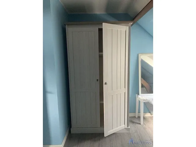 Inhoud van deze kinderkamer - afbeelding 1 van  6