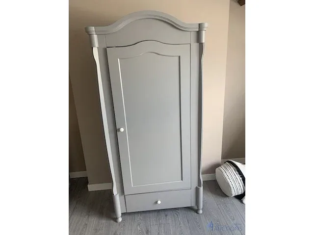 Inhoud van deze kinderkamer - afbeelding 1 van  6