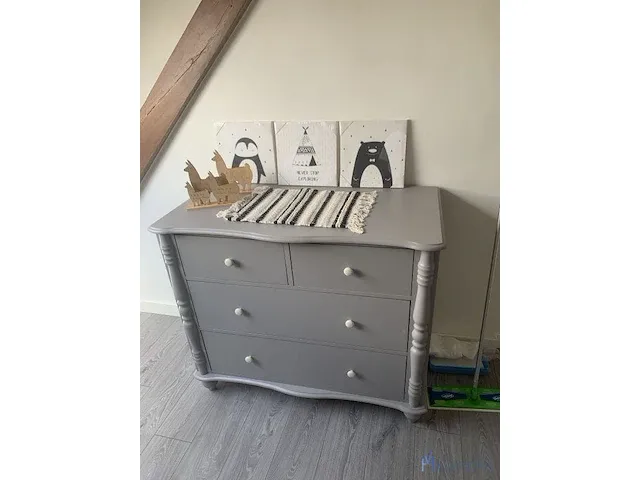 Inhoud van deze kinderkamer - afbeelding 4 van  6
