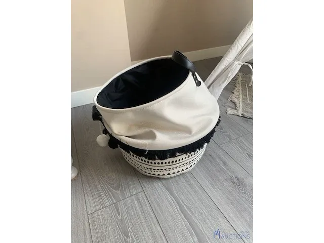 Inhoud van deze kinderkamer - afbeelding 6 van  6