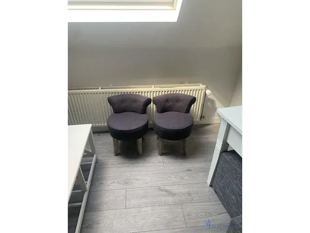 Inhoud van deze ruimte - afbeelding 2 van  5
