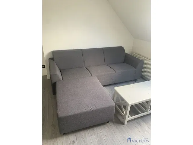 Inhoud van deze ruimte - afbeelding 3 van  5