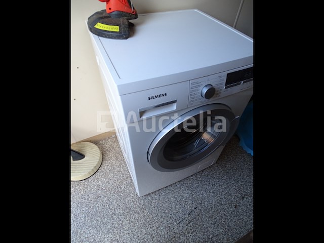 Inhoud van een doos (zie detail) - afbeelding 16 van  19