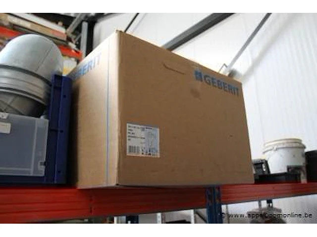 Inhoud van het rek wo. diverse sanitaire benodigdheden wo. vaillant, geberit - afbeelding 2 van  13
