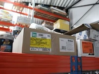 Inhoud van het rek wo. diverse sanitaire benodigdheden wo. vaillant, geberit - afbeelding 10 van  13