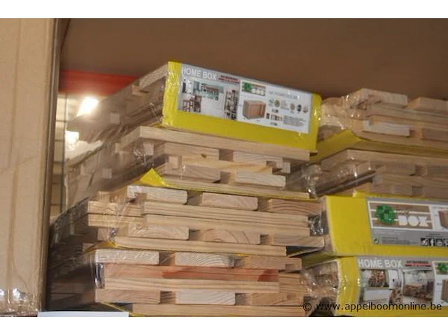 Inhoud van het schab wo. houten kistjes - afbeelding 3 van  3