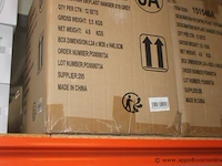 Inhoud van het schab wo. kleerhangers, glazen, etc - afbeelding 3 van  3