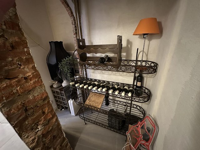 Inhoud wijnkamer - afbeelding 1 van  3