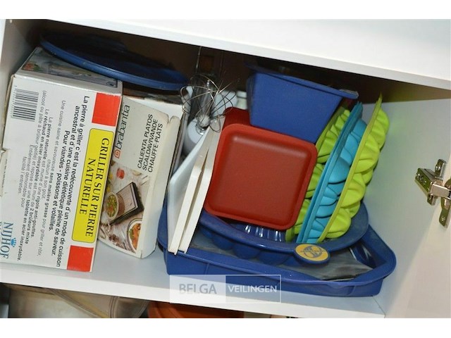 Inhoud witte kast - afbeelding 3 van  5