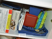 Inhoud witte kast - afbeelding 3 van  5