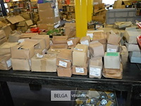 Inhoudtafel div bouten - afbeelding 1 van  6