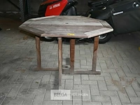 Inklapbare houten tuintafel - afbeelding 1 van  8