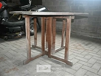 Inklapbare houten tuintafel - afbeelding 3 van  8