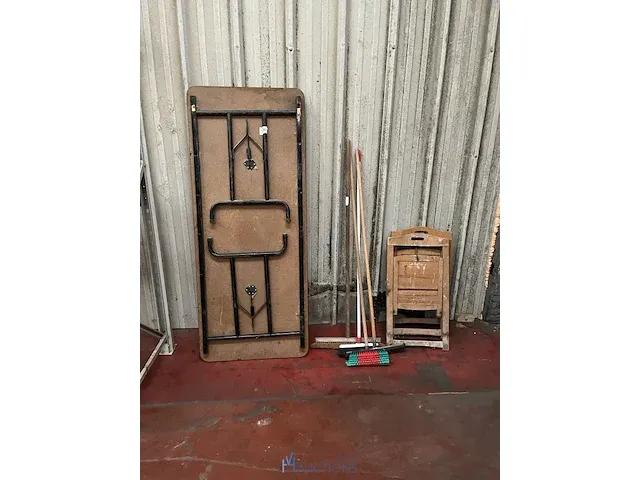Inklapbare tafel - afbeelding 1 van  4