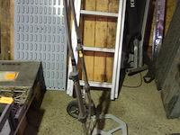 Inklapbare zolderwagen - afbeelding 2 van  2