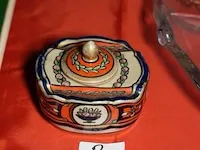 Inktpotje uit rouwkoop - afbeelding 1 van  1