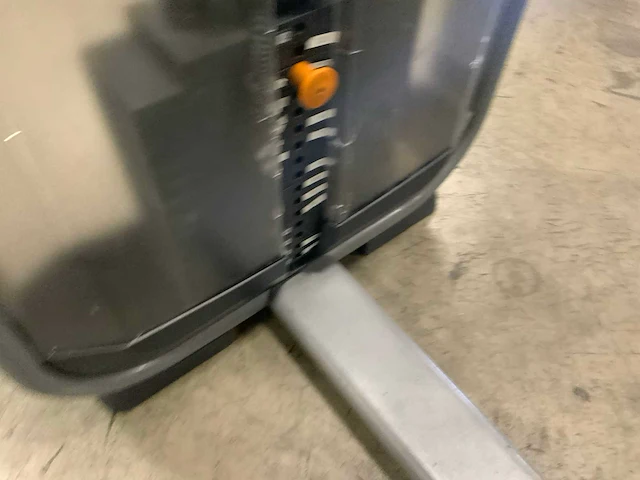 Inotec commercial pec rear delt krachtstation - afbeelding 3 van  6